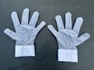 Gloves-Outdoor-Front.jpg