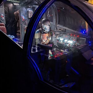 Razor Crest Cockpit Display 24.jpg